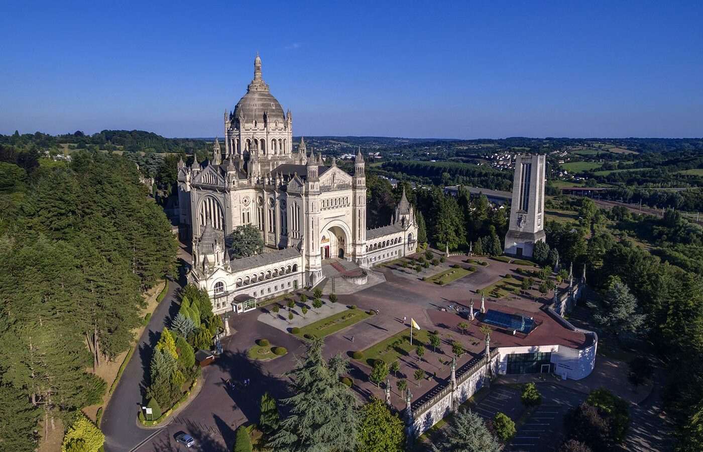 lisieux-franck-godard-crt-normandie-1600x900