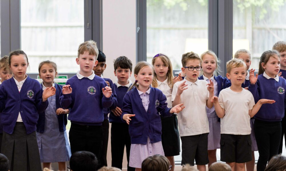 Little Big Sings
